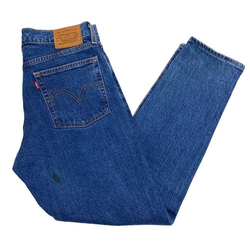 LEVI’S Wedgie Icon High Rise Premium Jeans in Medium Washed Button Fly - Picture 9 of 11